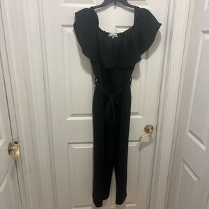 Almost Famous Black V-Neck Jumpsuit with Flutter Sleeves